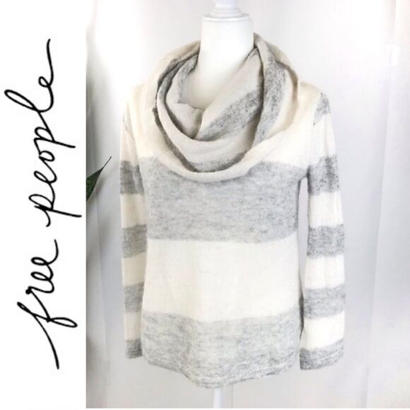 FREE PEOPLE Alpaca Sweater. Soft. Small. White and Grey. - Picture 1 of 9